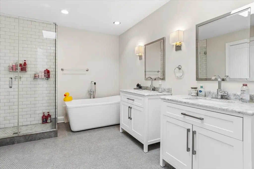 1714 Auburn Avenue Naperville IL 60565