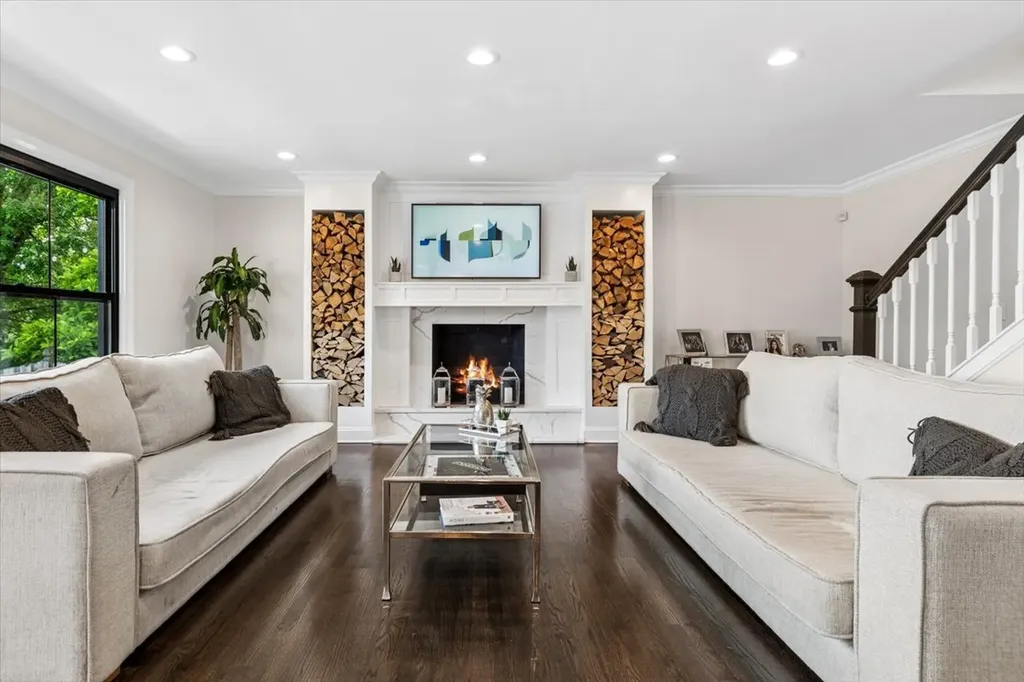 1714 Auburn Avenue Naperville IL 60565
