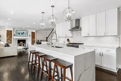 1714 Auburn Avenue Naperville IL 60565