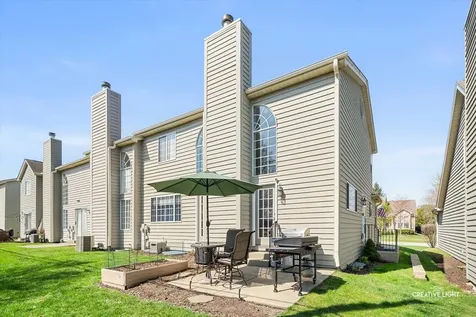 36 Townsend Circle Naperville IL 60565