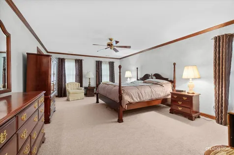 2 Buckingham Drive Sugar Grove IL 60554
