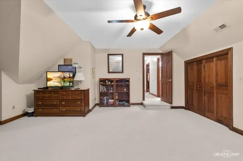 2 Buckingham Drive Sugar Grove IL 60554