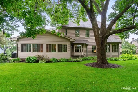 2 Buckingham Drive Sugar Grove IL 60554