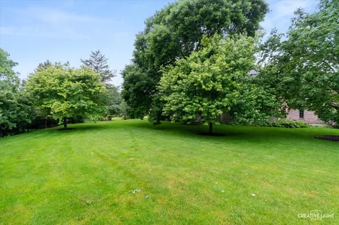 2 Buckingham Drive Sugar Grove IL 60554