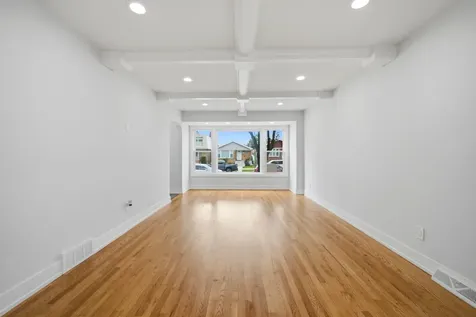 3506 West 77th Street Chicago IL 60652