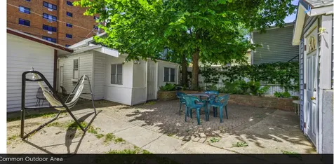1008 Garnett Place Evanston IL 60201