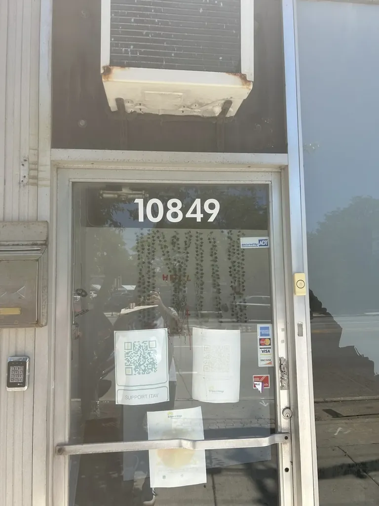 10849 South West Western Avenue Chicago IL 60643