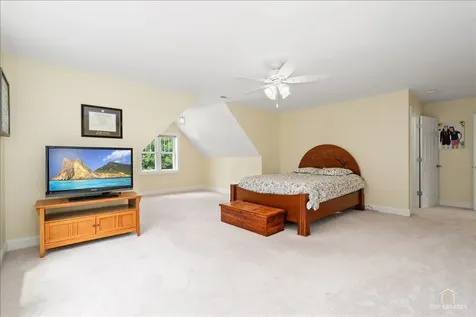 609 8TH Avenue La Grange IL 60525