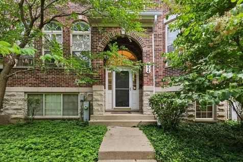 654 Astor Lane Wheeling IL 60090