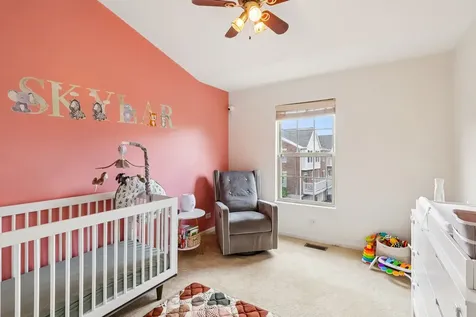 654 Astor Lane Wheeling IL 60090