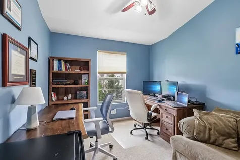 654 Astor Lane Wheeling IL 60090