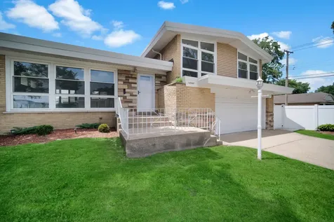 14940 Oak Street Dolton IL 60419