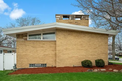 14940 Oak Street Dolton IL 60419