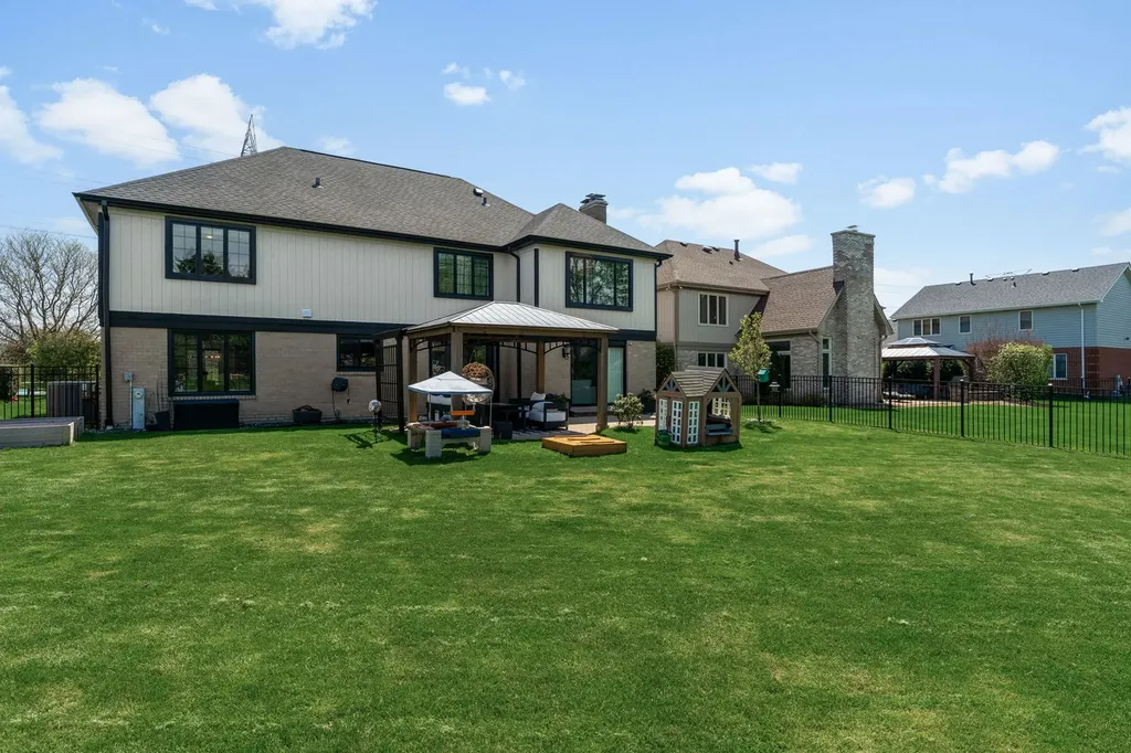 10728 Chaucer Drive Willow Springs IL 60480