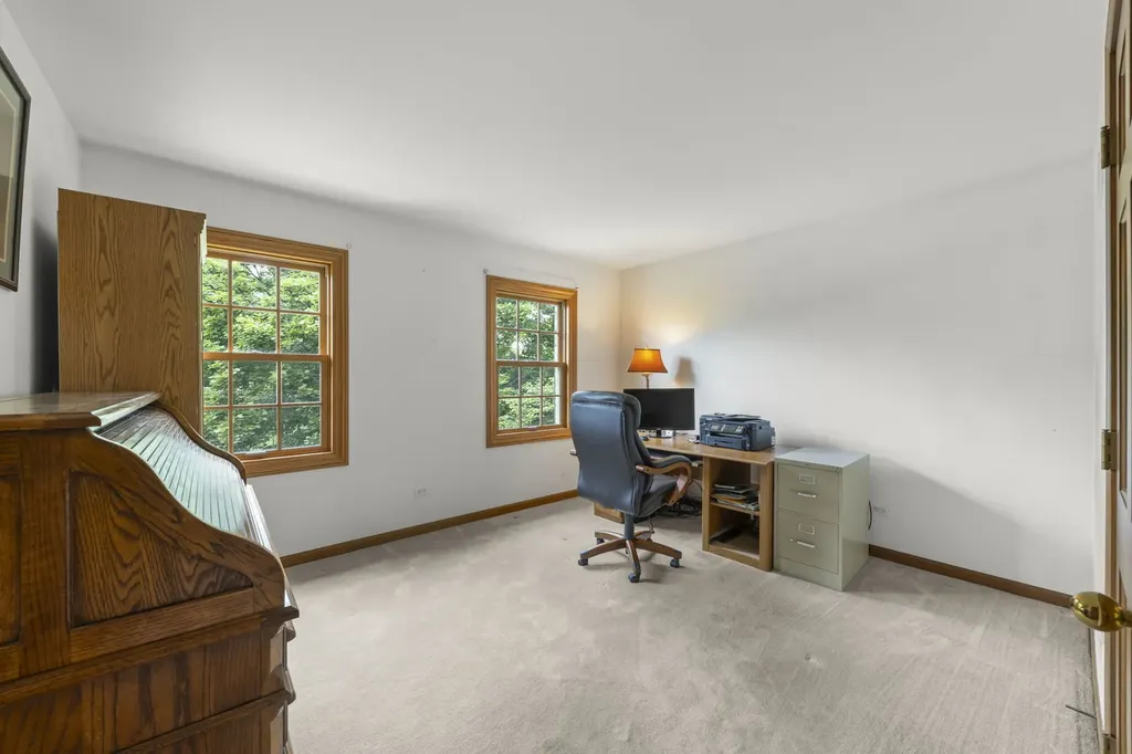 8S765 Singletree Lane Naperville IL 60565