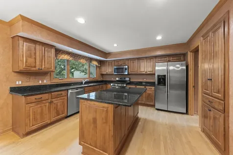 8S765 Singletree Lane Naperville IL 60565