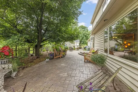 8S765 Singletree Lane Naperville IL 60565