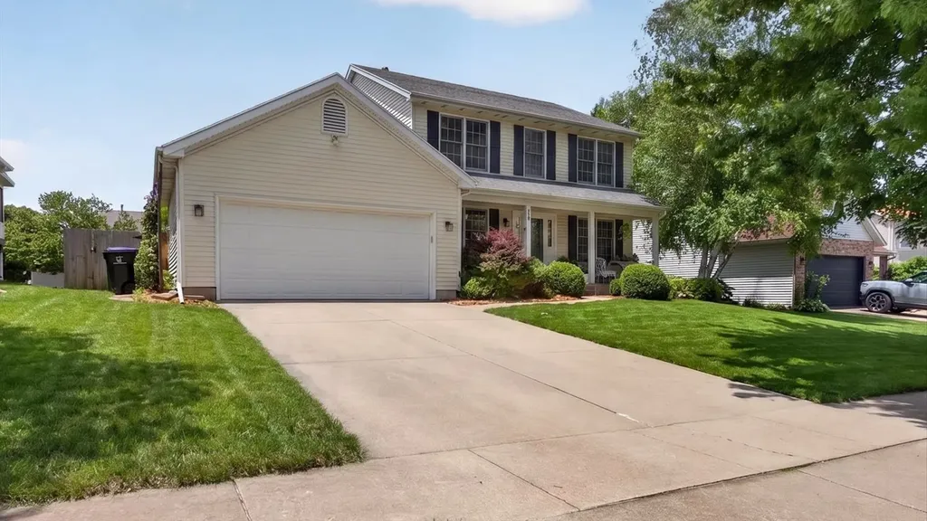 1324 Kenneth Drive Bloomington IL 61704