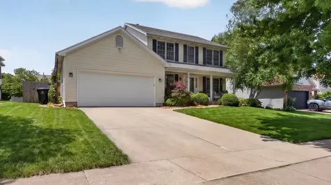 1324 Kenneth Drive Bloomington IL 61704