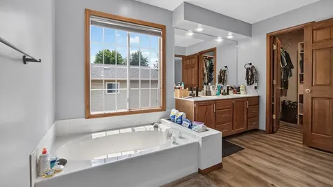 1324 Kenneth Drive Bloomington IL 61704