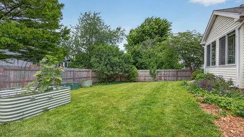 1324 Kenneth Drive Bloomington IL 61704