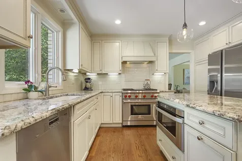 1434 Woodhill Drive Northbrook IL 60062