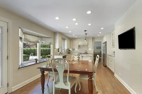 1434 Woodhill Drive Northbrook IL 60062