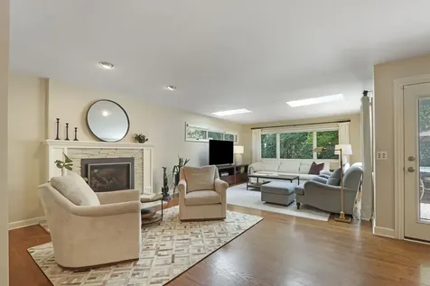 1434 Woodhill Drive Northbrook IL 60062