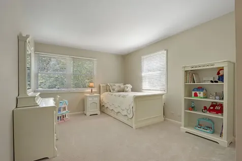 1434 Woodhill Drive Northbrook IL 60062