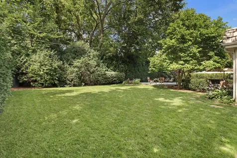 1434 Woodhill Drive Northbrook IL 60062