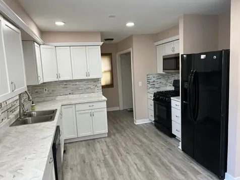 502 Powers Court Yorkville IL 60560