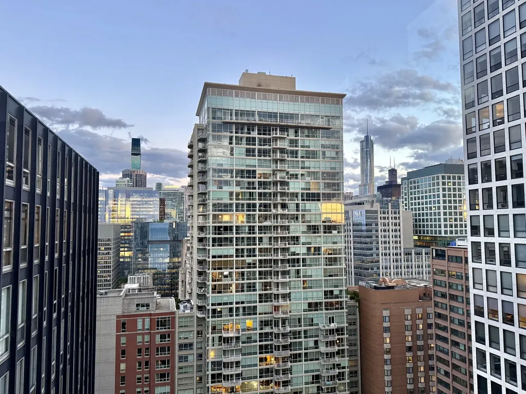 880 North Lake Shore Drive Chicago IL 60611