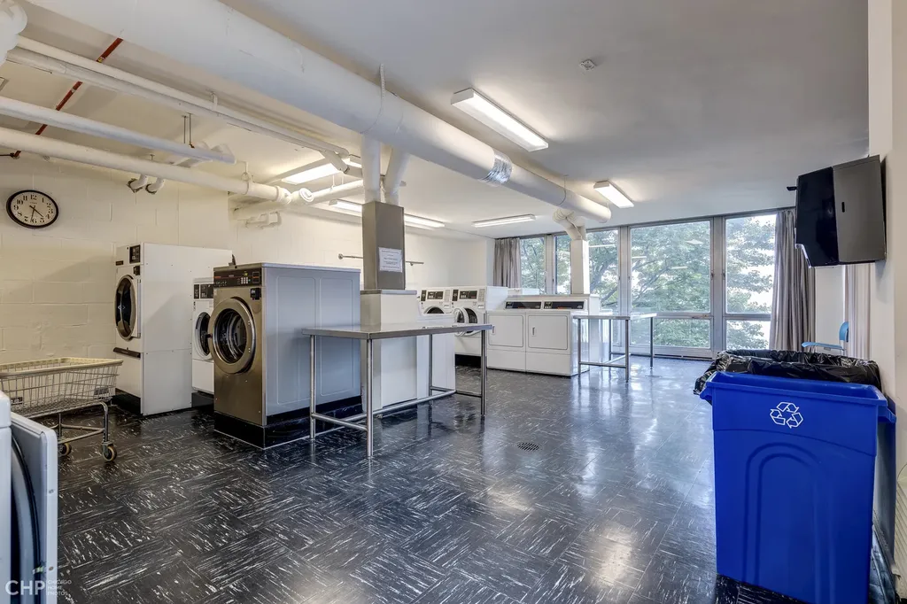 880 North Lake Shore Drive Chicago IL 60611