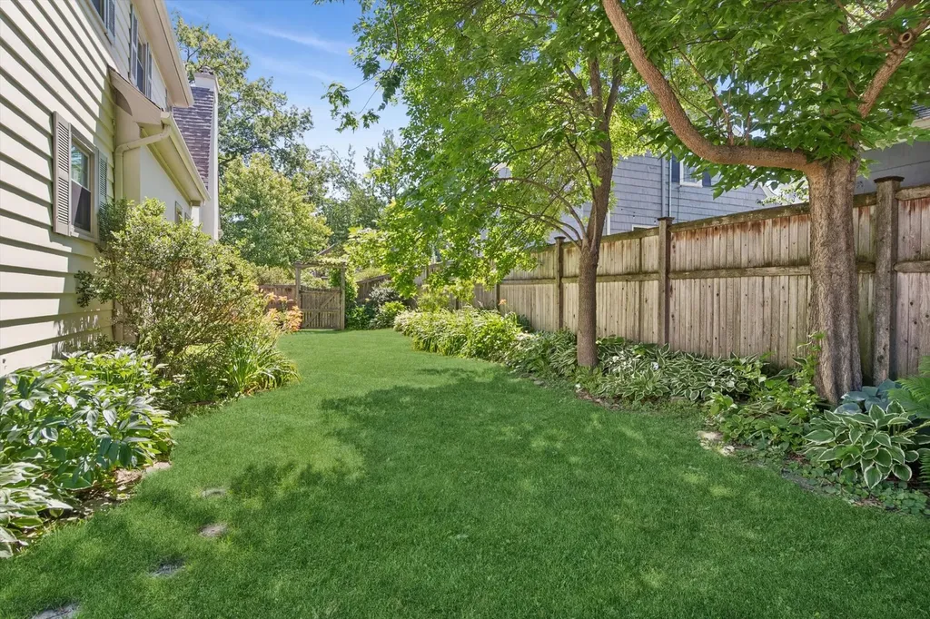 4120 Harvey Avenue Western Springs IL 60558