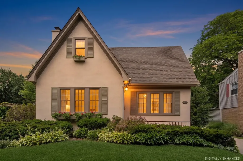 4120 Harvey Avenue Western Springs IL 60558