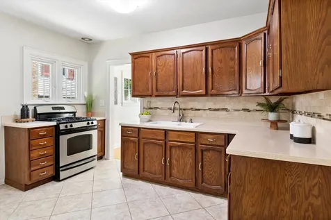4120 Harvey Avenue Western Springs IL 60558