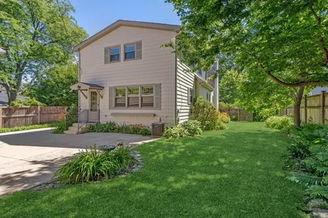 4120 Harvey Avenue Western Springs IL 60558