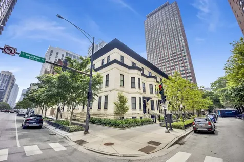 103 West Chestnut Street Chicago IL 60610