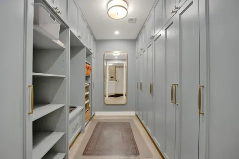 103 West Chestnut Street Chicago IL 60610