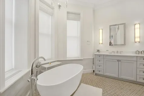 103 West Chestnut Street Chicago IL 60610