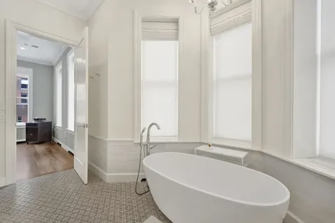 103 West Chestnut Street Chicago IL 60610