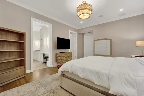 103 West Chestnut Street Chicago IL 60610