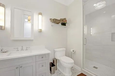 103 West Chestnut Street Chicago IL 60610