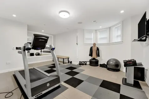 103 West Chestnut Street Chicago IL 60610
