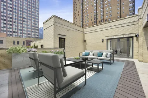 103 West Chestnut Street Chicago IL 60610