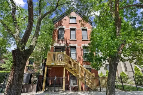 1920 West Dickens Avenue Chicago IL 60614