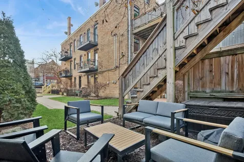 1920 West Dickens Avenue Chicago IL 60614