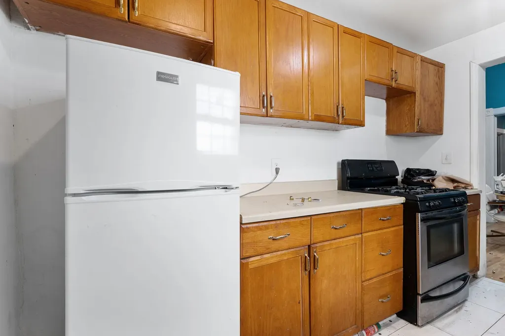 2922 East 78th Place Chicago IL 60649