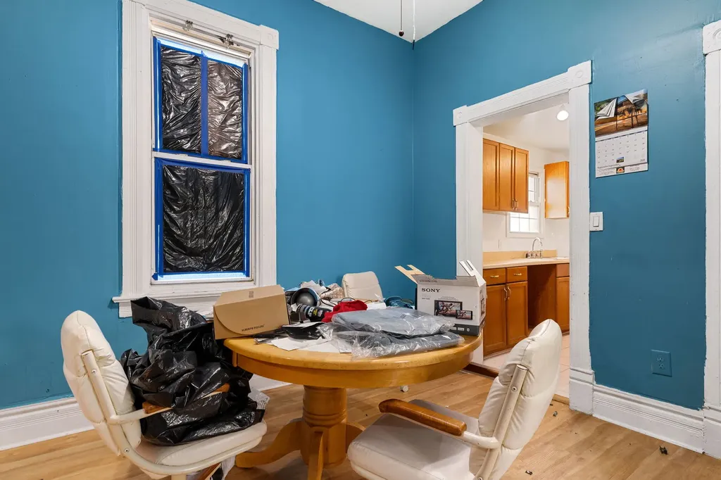 2922 East 78th Place Chicago IL 60649