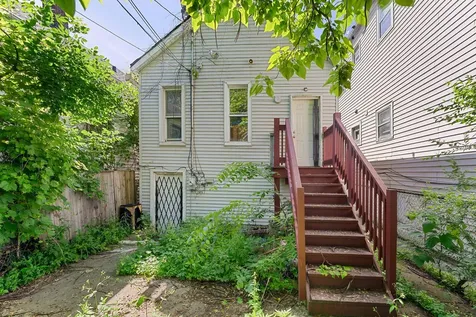 2922 East 78th Place Chicago IL 60649